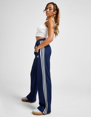 adidas - Spodnie damskie sportowe ze sklepu: JD Sports  w kategorii: Spodnie damskie - zdjęcie 9C9C4A-9AA-13709_KD4234