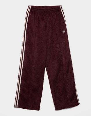 Spodnie damskie na wiosnę sportowe adidas ze sklepu: JD Sports  w kategorii: Spodnie damskie - zdjęcie 9C9C4A-9AA-13709_KS0414