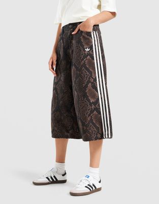 Szorty adidas ze sklepu: JD Sports  w kategorii: Szorty - zdjęcie 9C9C4A-9AA-13709_KX1900