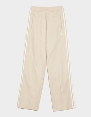 Spodnie damskie sportowe adidas ze sklepu: JD Sports  w kategorii: Spodnie damskie - zdjęcie 9C9C4A-9AA-13709_LD8319