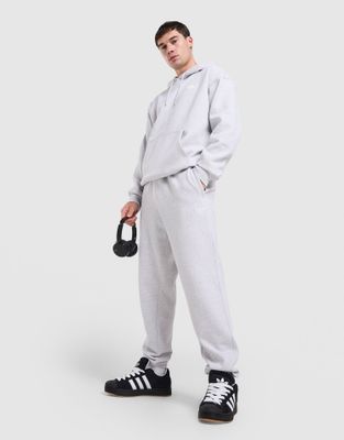 adidas - Spodnie męskie w sportowym stylu ze sklepu: JD Sports  w kategorii: Spodnie męskie - zdjęcie 9C9C4A-9AA-13709_LH2945