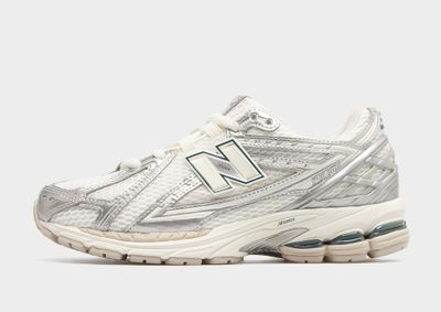 Buty sportowe damskie na wiosnę New Balance ze sklepu: JD Sports  w kategorii: Buty sportowe damskie - zdjęcie 9C9C4A-9AA-13709_M1906REE