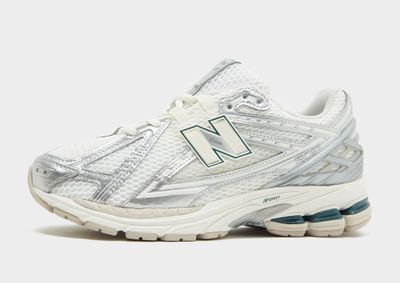 Buty sportowe damskie na wiosnę New Balance ze sklepu: JD Sports  w kategorii: Buty sportowe damskie - zdjęcie 9C9C4A-9AA-13709_M1906REE