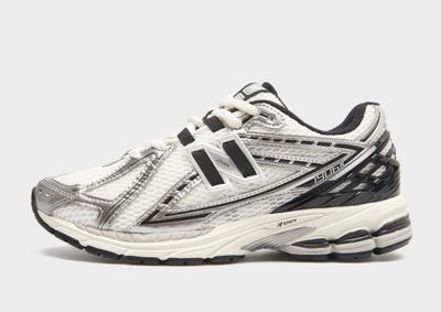 Buty sportowe damskie wiosenne New Balance ze sklepu: JD Sports  w kategorii: Buty sportowe damskie - zdjęcie 9C9C4A-9AA-13709_M1906RER