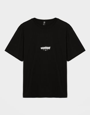 T-shirt męski casualowy The North Face ze sklepu: JD Sports  w kategorii: T-shirty męskie - zdjęcie 9C9C4A-9AA-13709_NF0A8JA6JK31