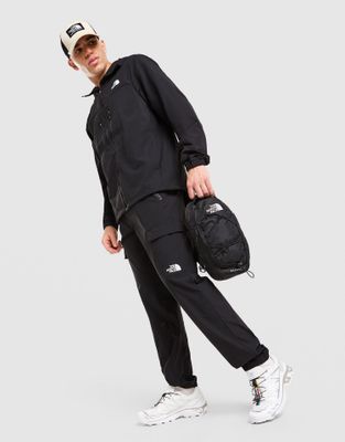 Spodnie męskie w sportowym stylu The North Face ze sklepu: JD Sports  w kategorii: Spodnie męskie - zdjęcie 9C9C4A-9AA-13709_NF0A8KRPJK31