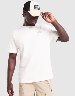 T-shirt męski na wiosnę The North Face ze sklepu: JD Sports  w kategorii: T-shirty męskie - zdjęcie 9C9C4A-9AA-13709_NF0A8KSSM9R1