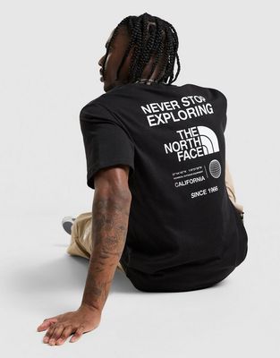 T-shirt męski sportowy w stylu młodzieżowym The North Face ze sklepu: JD Sports  w kategorii: T-shirty męskie - zdjęcie 9C9C4A-9AA-13709_NF0A8M95KY41