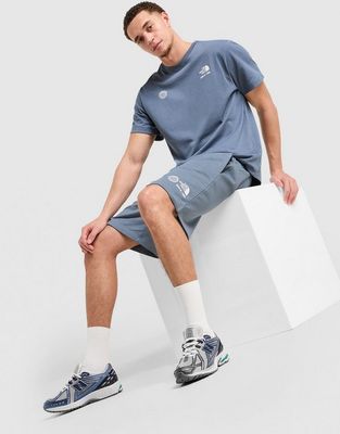 Spodenki męskie w sportowym stylu The North Face ze sklepu: JD Sports  w kategorii: Spodenki męskie - zdjęcie 9C9C4A-9AA-13709_NF0A8MA0D1C1