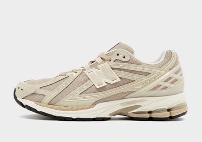 Buty sportowe damskie na wiosnę New Balance ze sklepu: JD Sports  w kategorii: Buty sportowe damskie - zdjęcie 9C9C4A-9AA-13709_U19068AA