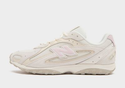 New Balance - Buty sportowe damskie na wiosnę ze sklepu: JD Sports  w kategorii: Buty sportowe damskie - zdjęcie 9C9C4A-9AA-13709_U204L5WW