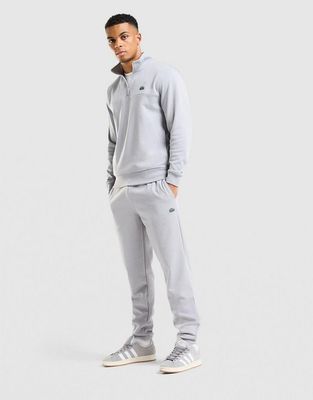 Spodnie męskie młodzieżowe Lacoste ze sklepu: JD Sports  w kategorii: Spodnie męskie - zdjęcie 9C9C4A-9AA-13709_XH5132_6SY