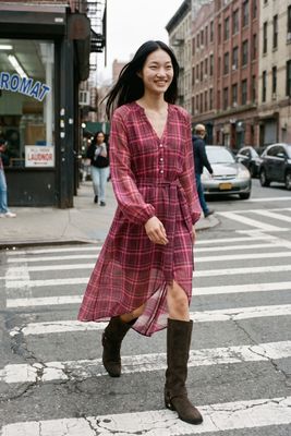 Sukienka casual NAOKO-STORE.pl ze sklepu: NAOKO w kategorii: Sukienki - zdjęcie A8F38C0-26C-6400_15966393860469