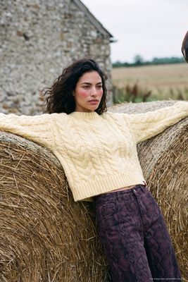 Sweter damski casual NAOKO-STORE.pl ze sklepu: NAOKO w kategorii: Swetry damskie - zdjęcie A8F38C0-26C-6400_15989875409269
