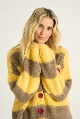 Sweter damski na zimę NAOKO-STORE.pl ze sklepu: NAOKO w kategorii: Swetry damskie - zdjęcie A8F38C0-26C-6400_15655507034485