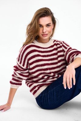 Sweter damski zimowy NAOKO-STORE.pl ze sklepu: NAOKO w kategorii: Swetry damskie - zdjęcie A8F38C0-26C-6400_15689700442485
