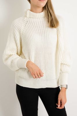 Sweter damski casualowy Olika ze sklepu: olika.com.pl w kategorii: Swetry damskie - zdjęcie AE84B5C-5EA-3073_13895