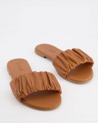 Klapki damskie na lato Olika ze sklepu: olika.com.pl w kategorii: Klapki damskie - zdjęcie AE84B5C-5EA-3073_16239
