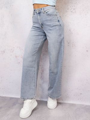 Jeansy damskie na wiosnę w miejskim stylu Olika ze sklepu: olika.com.pl w kategorii: Jeansy damskie - zdjęcie AE84B5C-5EA-3073_18923
