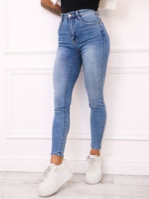 Olika - Jeansy damskie casualowe ze sklepu: olika.com.pl w kategorii: Jeansy damskie - zdjęcie AE84B5C-5EA-3073_20813