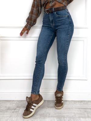 Jeansy damskie casualowe Olika ze sklepu: olika.com.pl w kategorii: Jeansy damskie - zdjęcie AE84B5C-5EA-3073_22210