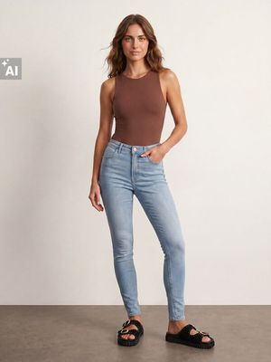 Jeansy damskie Sinsay ze sklepu: Sinsay w kategorii: Jeansy damskie - zdjęcie CC22A15-4CA-6968_011JS