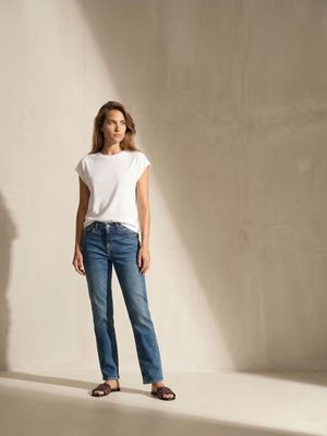 Jeansy damskie wiosenne Sinsay ze sklepu: Sinsay w kategorii: Jeansy damskie - zdjęcie CC22A15-4CA-6968_012JS