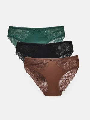 Majtki damskie casual z koronką Sinsay ze sklepu: Sinsay w kategorii: Majtki damskie - zdjęcie CC22A15-4CA-6968_056KO