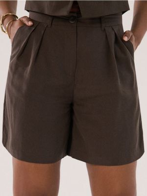 Szorty casual na lato Sinsay ze sklepu: Sinsay w kategorii: Szorty - zdjęcie CC22A15-4CA-6968_110FJ