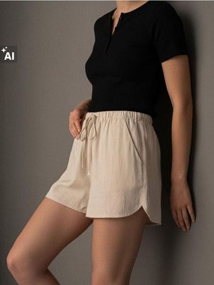 Szorty casual letnie Sinsay ze sklepu: Sinsay w kategorii: Szorty - zdjęcie CC22A15-4CA-6968_112FJ