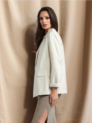 Marynarka elegancki Sinsay ze sklepu: Sinsay w kategorii: Marynarki damskie - zdjęcie CC22A15-4CA-6968_1140Z