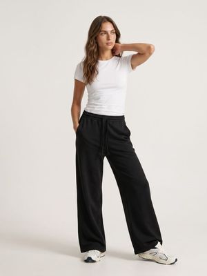 Spodnie damskie casual Sinsay ze sklepu: Sinsay w kategorii: Spodnie damskie - zdjęcie CC22A15-4CA-6968_115JV