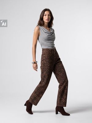 Jeansy damskie w miejskim stylu Sinsay ze sklepu: Sinsay w kategorii: Jeansy damskie - zdjęcie CC22A15-4CA-6968_160JS