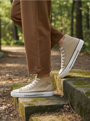 Trampki damskie na wiosnę Sinsay ze sklepu: Sinsay w kategorii: Trampki damskie - zdjęcie CC22A15-4CA-6968_189FW