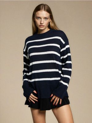 Sweter damski Sinsay ze sklepu: Sinsay w kategorii: Swetry damskie - zdjęcie CC22A15-4CA-6968_237GT