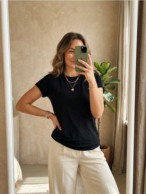 Bluzka damska casual Sinsay ze sklepu: Sinsay w kategorii: Bluzki damskie - zdjęcie CC22A15-4CA-6968_238HB