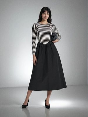 Sukienka casual Sinsay ze sklepu: Sinsay w kategorii: Sukienki - zdjęcie CC22A15-4CA-6968_246GY