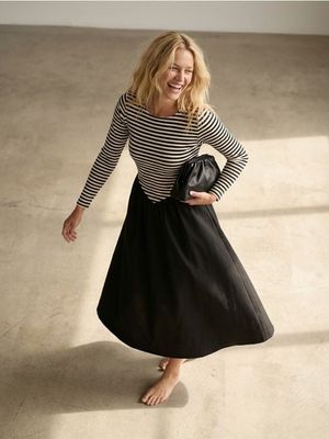Sukienka casual Sinsay ze sklepu: Sinsay w kategorii: Sukienki - zdjęcie CC22A15-4CA-6968_246GY