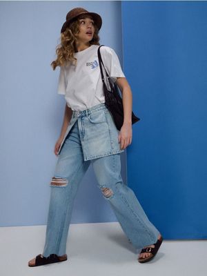 Jeansy damskie casual Sinsay ze sklepu: Sinsay w kategorii: Jeansy damskie - zdjęcie CC22A15-4CA-6968_250HC