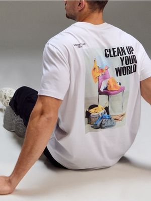 T-shirt męski casualowy Sinsay ze sklepu: Sinsay w kategorii: T-shirty męskie - zdjęcie CC22A15-4CA-6968_271HL