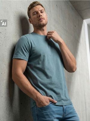 T-shirt męski casual Sinsay ze sklepu: Sinsay w kategorii: T-shirty męskie - zdjęcie CC22A15-4CA-6968_291HL