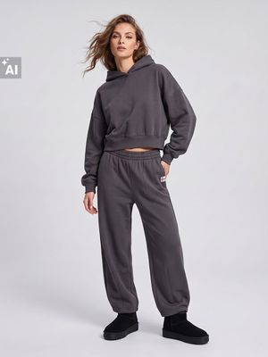 Spodnie damskie Sinsay ze sklepu: Sinsay w kategorii: Spodnie damskie - zdjęcie CC22A15-4CA-6968_308LC