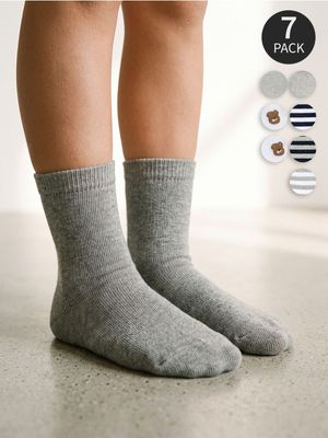 Skarpetki damskie gładkie Sinsay ze sklepu: Sinsay w kategorii: Skarpetki damskie - zdjęcie CC22A15-4CA-6968_334KX