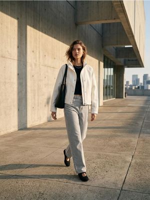 Kurtka damska casual Sinsay ze sklepu: Sinsay w kategorii: Kurtki damskie - zdjęcie CC22A15-4CA-6968_356HC