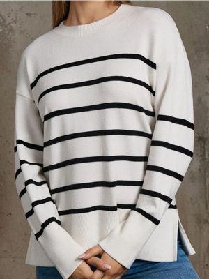 Sweter damski casual Sinsay ze sklepu: Sinsay w kategorii: Swetry damskie - zdjęcie CC22A15-4CA-6968_369FJ
