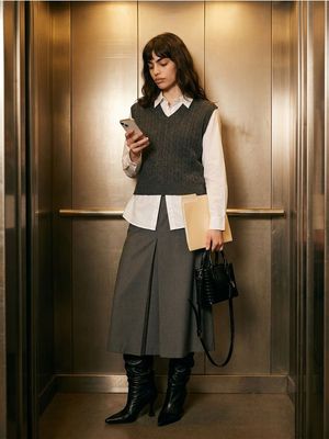 Kamizelka damska casual jesienna Sinsay ze sklepu: Sinsay w kategorii: Kamizelki damskie - zdjęcie CC22A15-4CA-6968_402KS