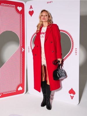 Płaszcz damski casual Sinsay ze sklepu: Sinsay w kategorii: Płaszcze damskie - zdjęcie CC22A15-4CA-6968_417HH
