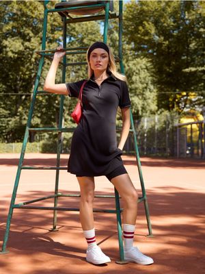 Szorty casual Sinsay ze sklepu: Sinsay w kategorii: Szorty - zdjęcie CC22A15-4CA-6968_4201Z