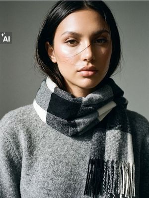 Szalik/chusta Sinsay ze sklepu: Sinsay w kategorii: Szaliki i chusty damskie - zdjęcie CC22A15-4CA-6968_430JU