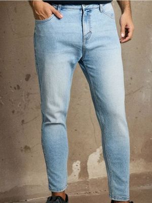 Jeansy damskie w miejskim stylu Sinsay ze sklepu: Sinsay w kategorii: Jeansy damskie - zdjęcie CC22A15-4CA-6968_449FB